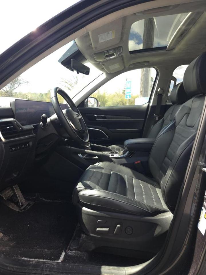 2024 Kia Telluride SX Limited AWD w/Black Interior Photo