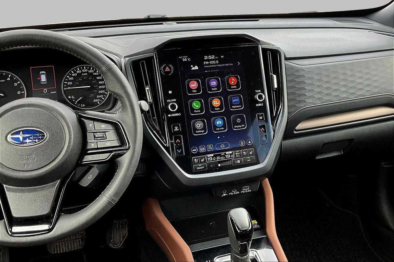 2025 Subaru Forester Premier Photo