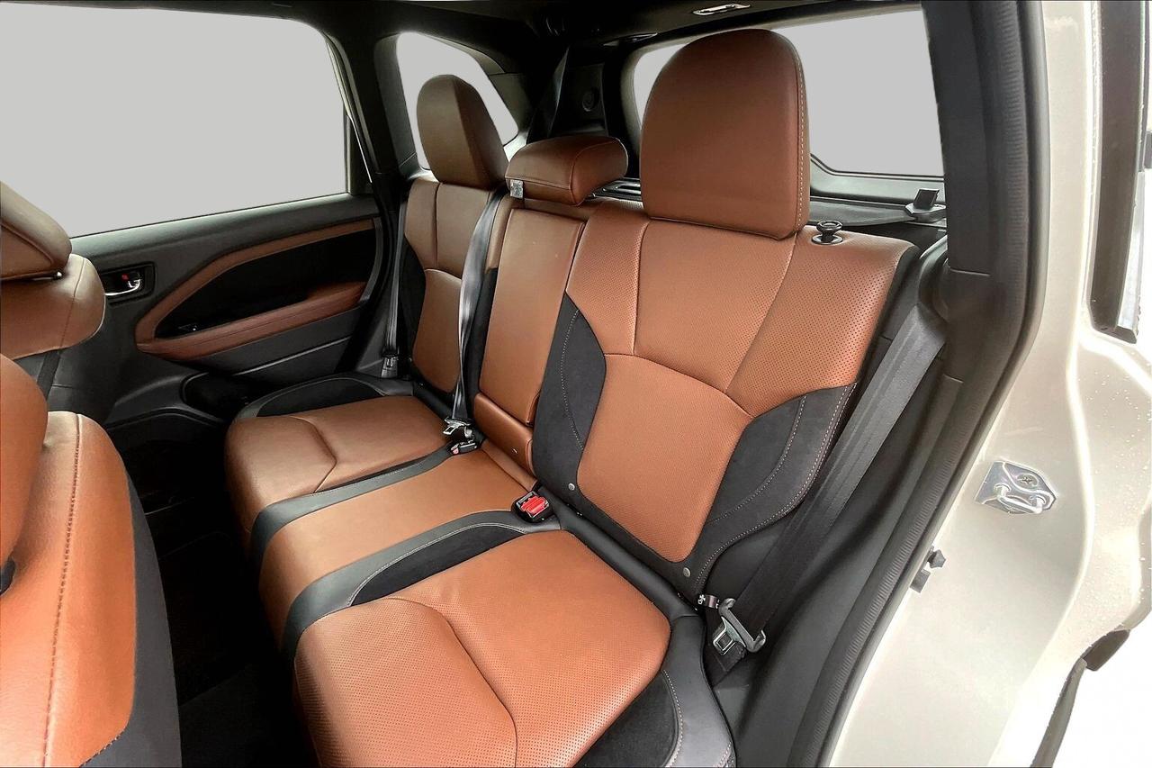 2025 Subaru Forester Premier Photo