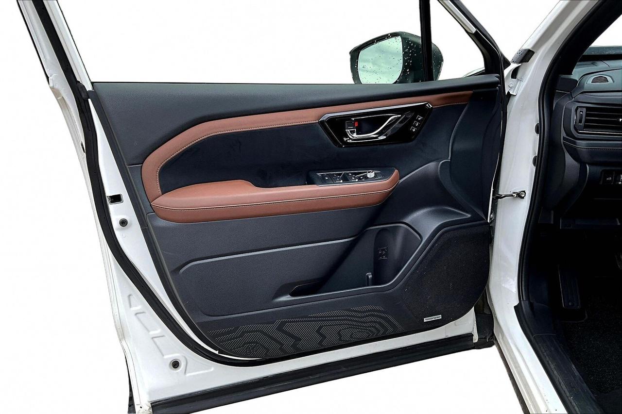 2025 Subaru Forester Premier Photo