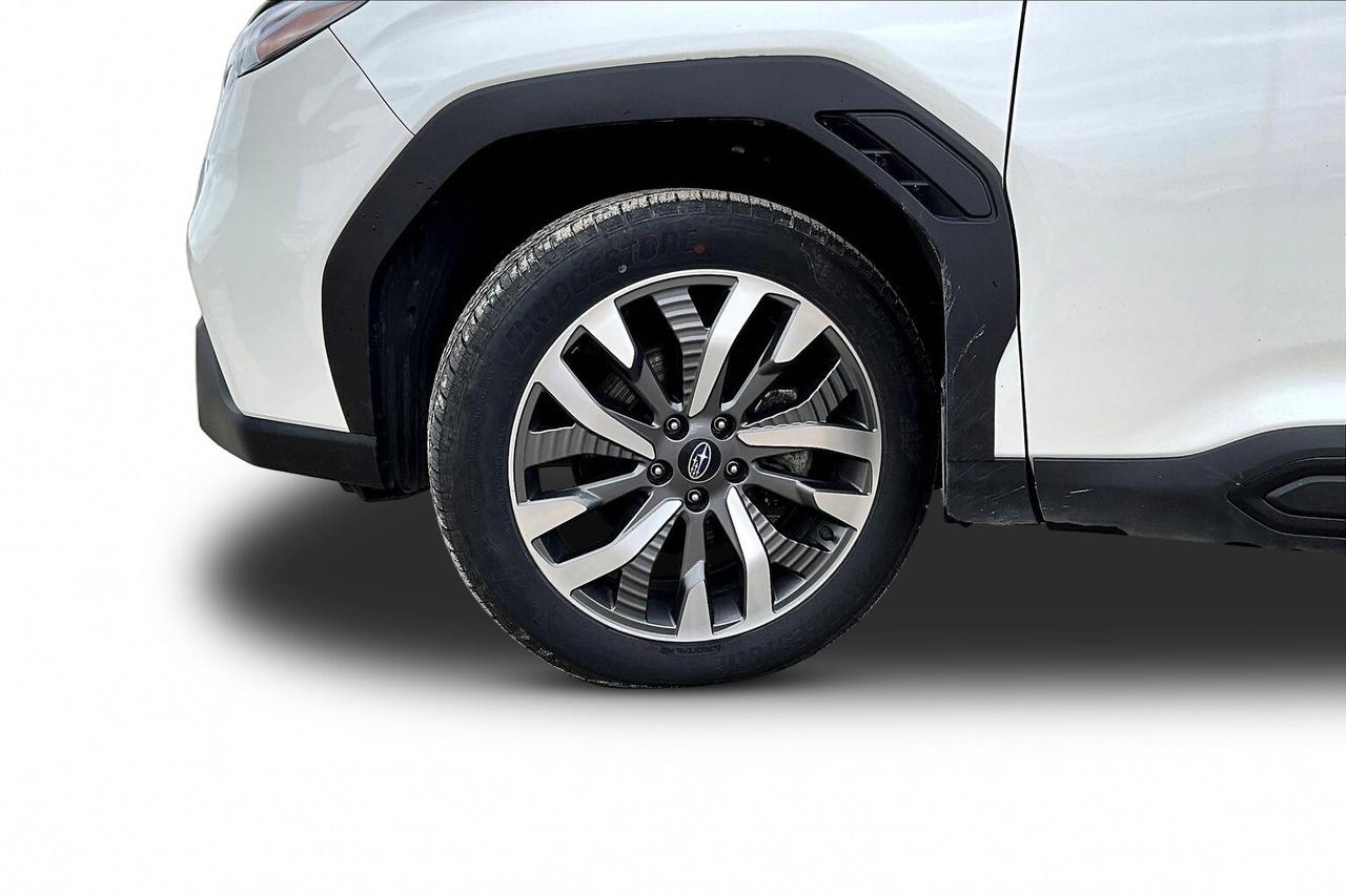 2025 Subaru Forester Premier Photo