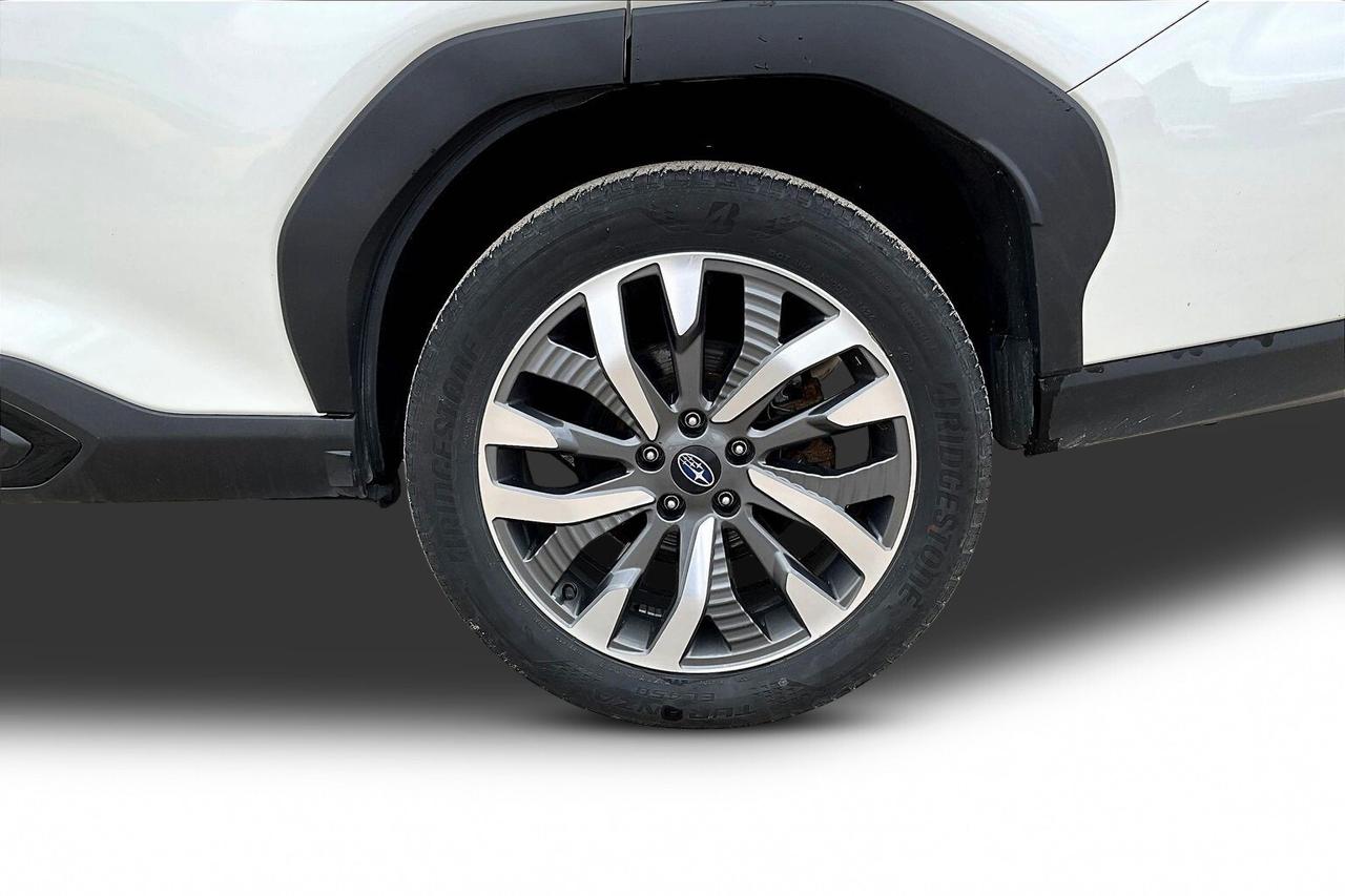 2025 Subaru Forester Premier Photo