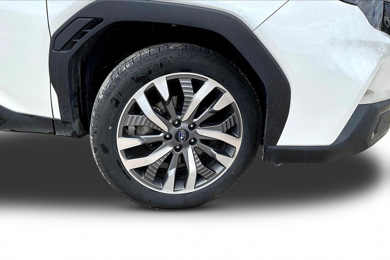 2025 Subaru Forester Premier Photo