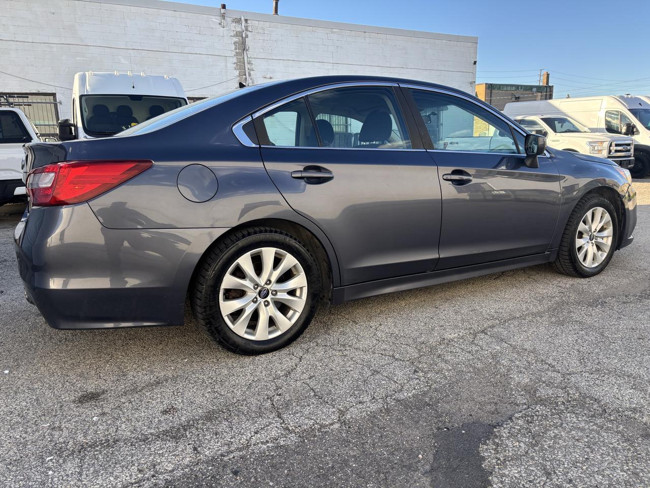 2017 Subaru Legacy LIMITED V6 3.6R AWD - Photo #4