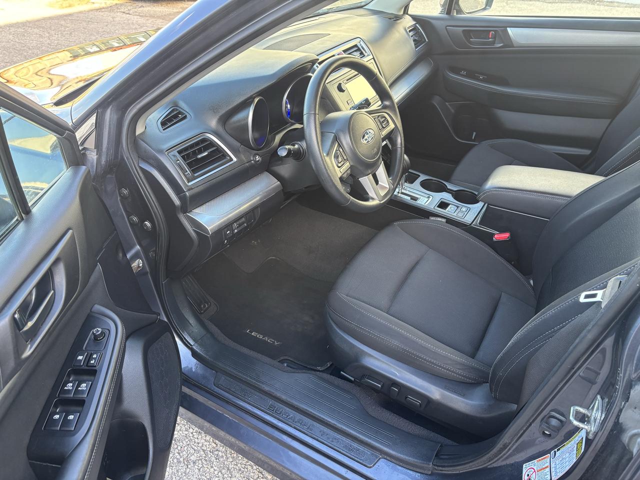 2017 Subaru Legacy LIMITED V6 3.6R AWD - Photo #10