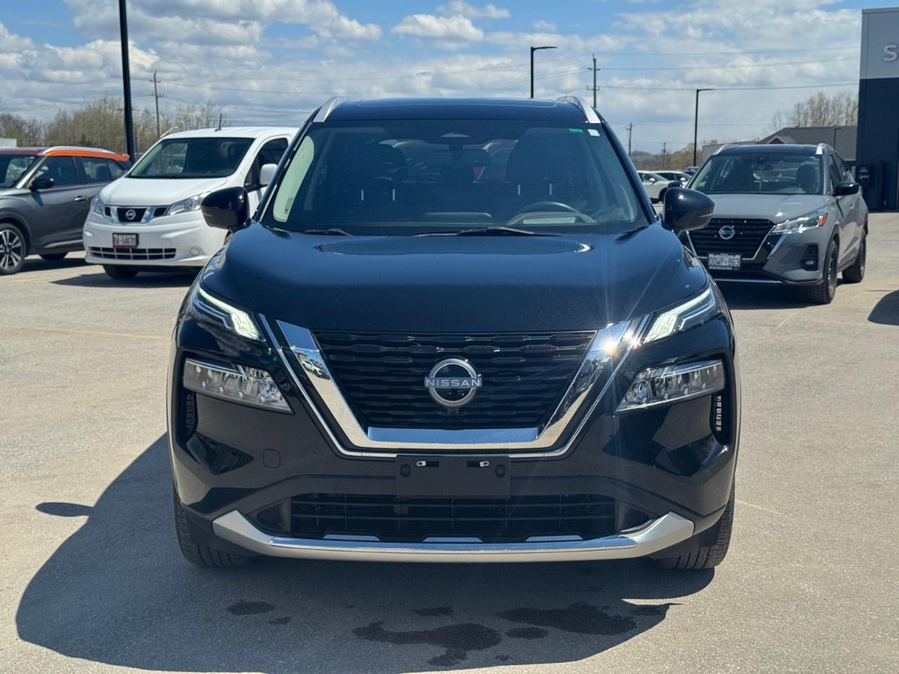 2023 Nissan Rogue AWD Platinum Photo