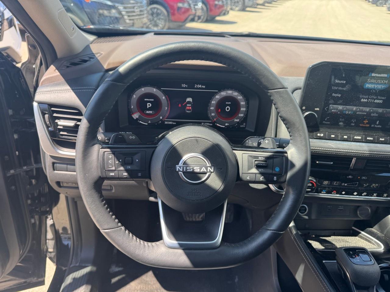 2023 Nissan Rogue AWD Platinum Photo