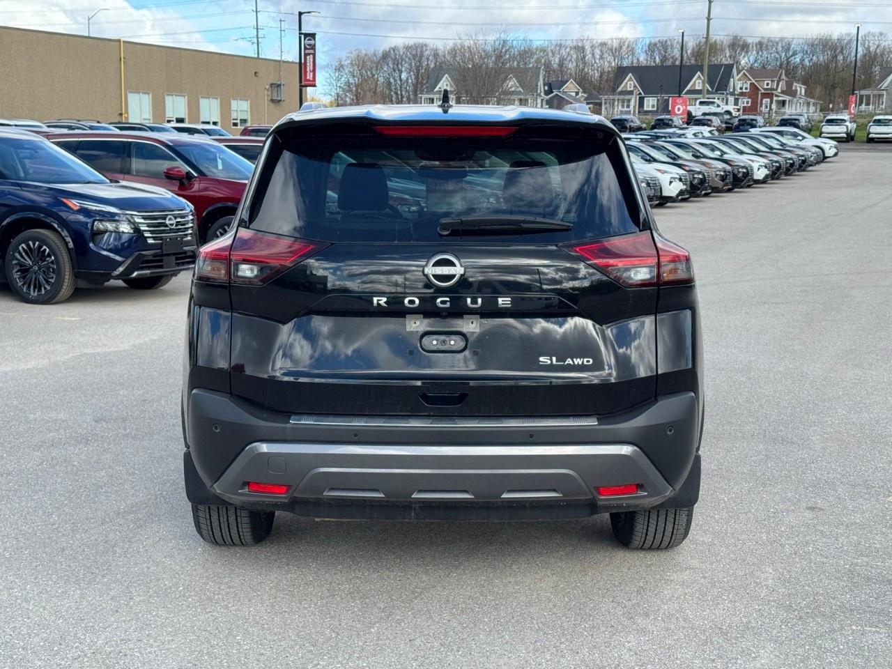 2023 Nissan Rogue AWD SL Photo