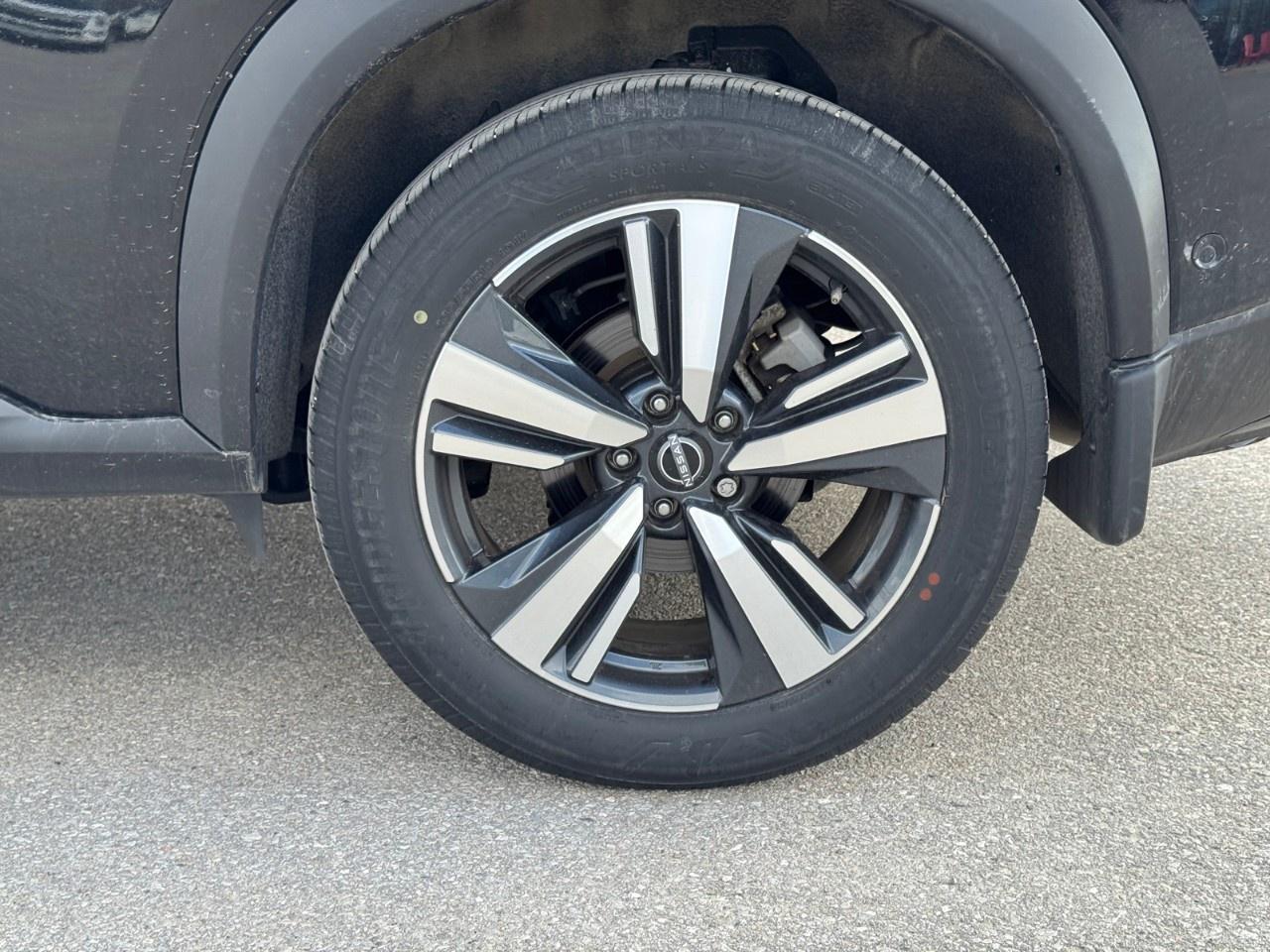 2023 Nissan Rogue AWD SL Photo