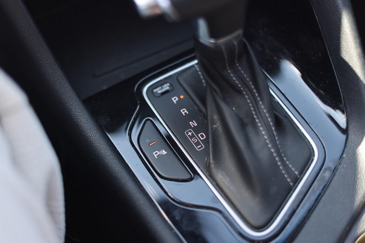 2022 Kia NIRO SX Touring FWD Photo