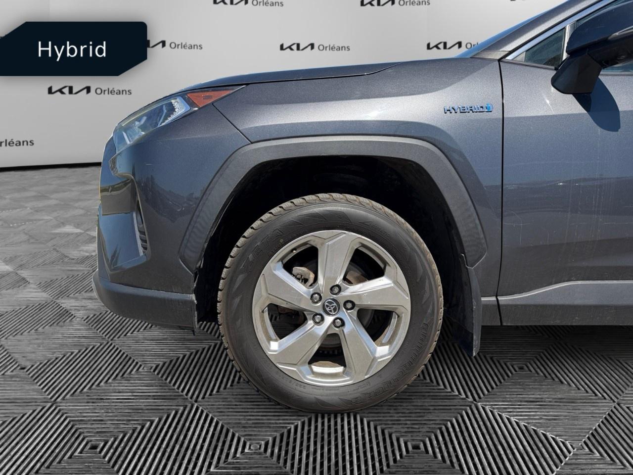 2019 Toyota RAV4 AWD Hybrid Limited Photo