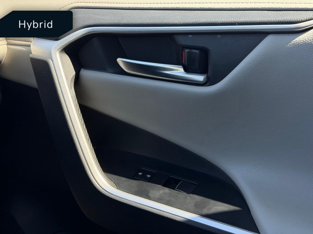 2019 Toyota RAV4 AWD Hybrid Limited Photo