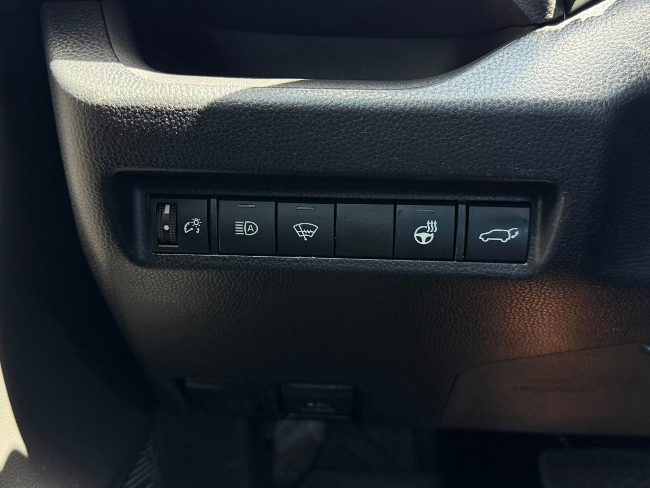 2022 Toyota RAV4 TRAIL AWD Photo