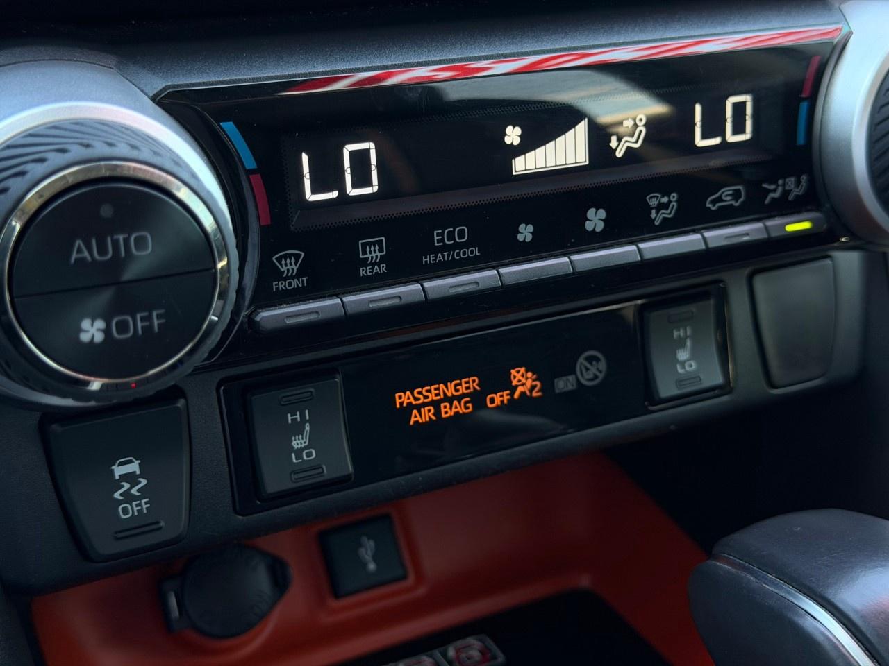 2022 Toyota RAV4 TRAIL AWD Photo