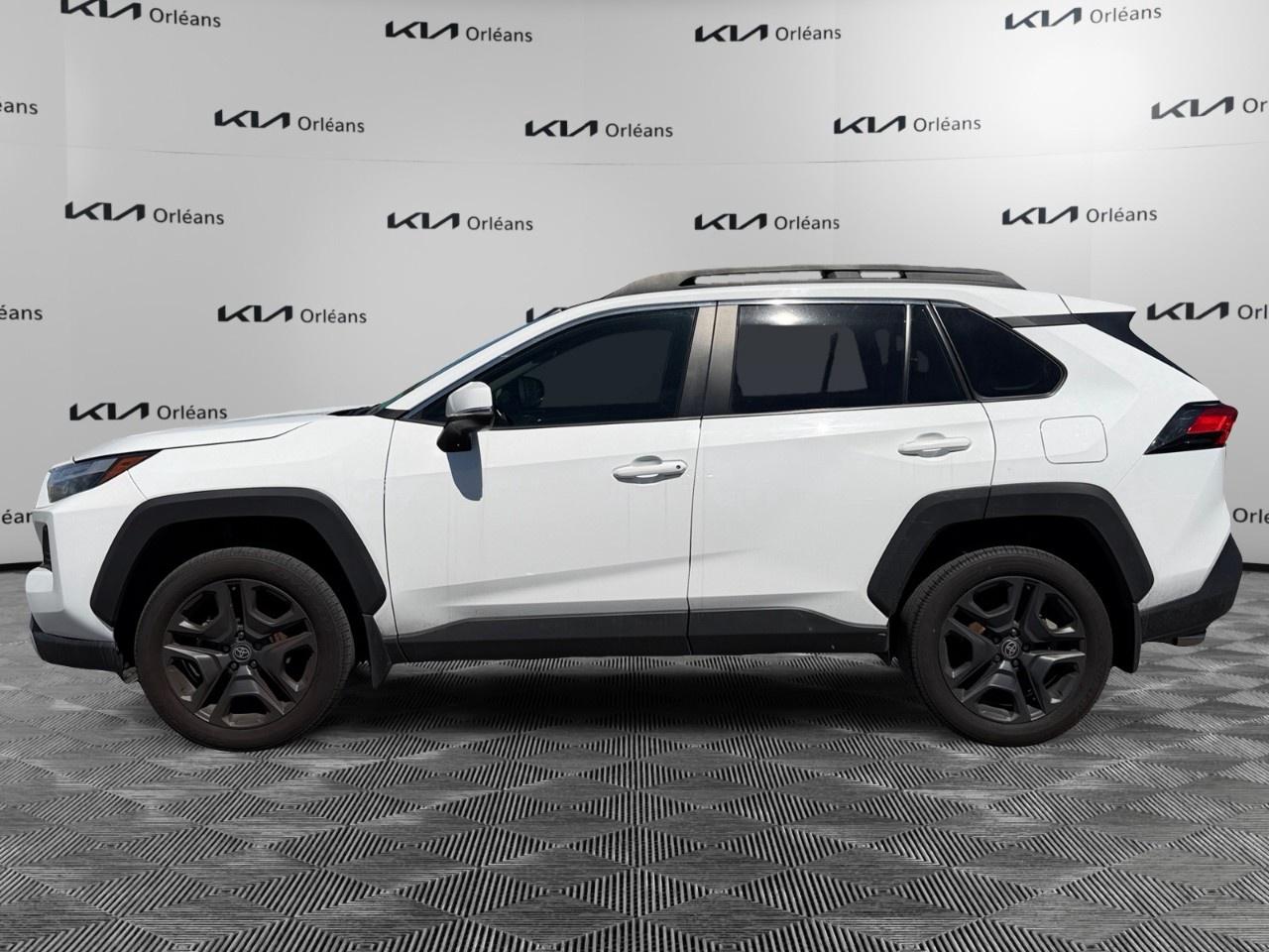 2022 Toyota RAV4 TRAIL AWD Photo