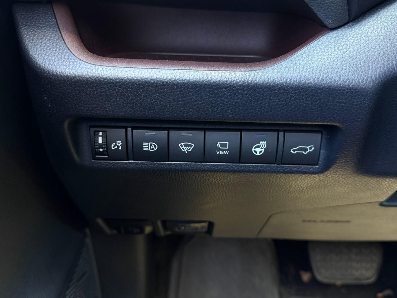 2020 Toyota RAV4 LIMITED AWD Photo