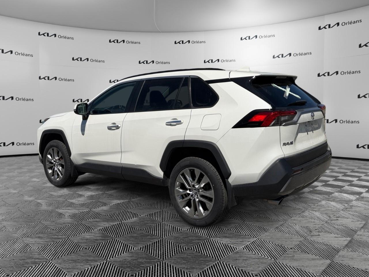 2020 Toyota RAV4 LIMITED AWD Photo2