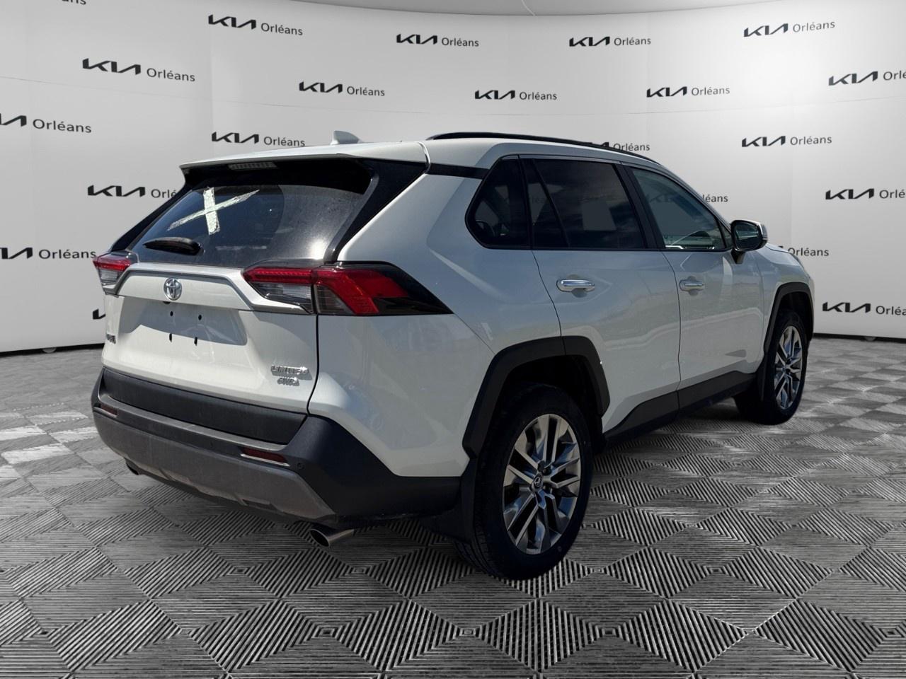 2020 Toyota RAV4 LIMITED AWD Photo4
