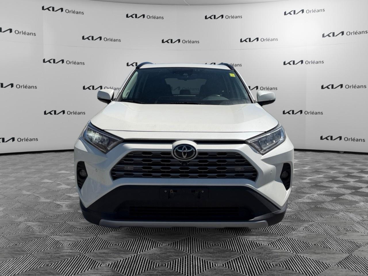 2020 Toyota RAV4 LIMITED AWD Photo