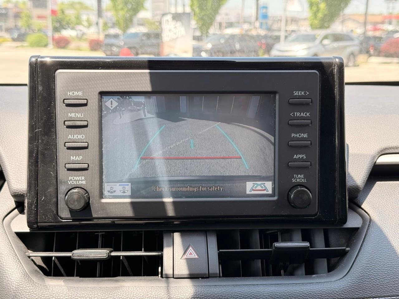 2019 Toyota RAV4 LE HEATED CLOTH SEATS-NO ACCIDENTS-BACK UP CAMERA-BLUETOOTH- Photo