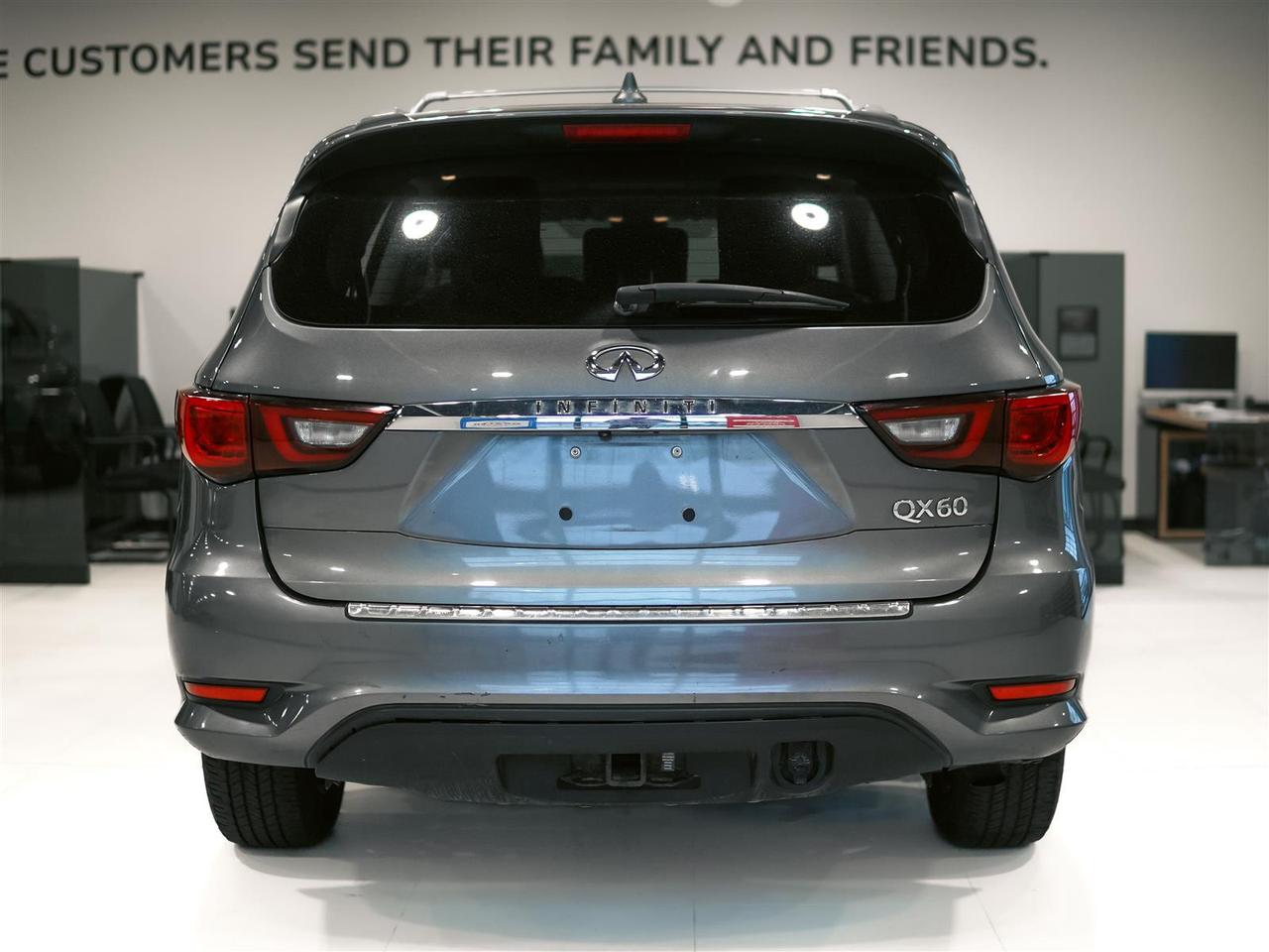 2018 Infiniti QX60 AWD | LTHR | ROOF | NO ACCIDENTS | 24 SERV REC Photo
