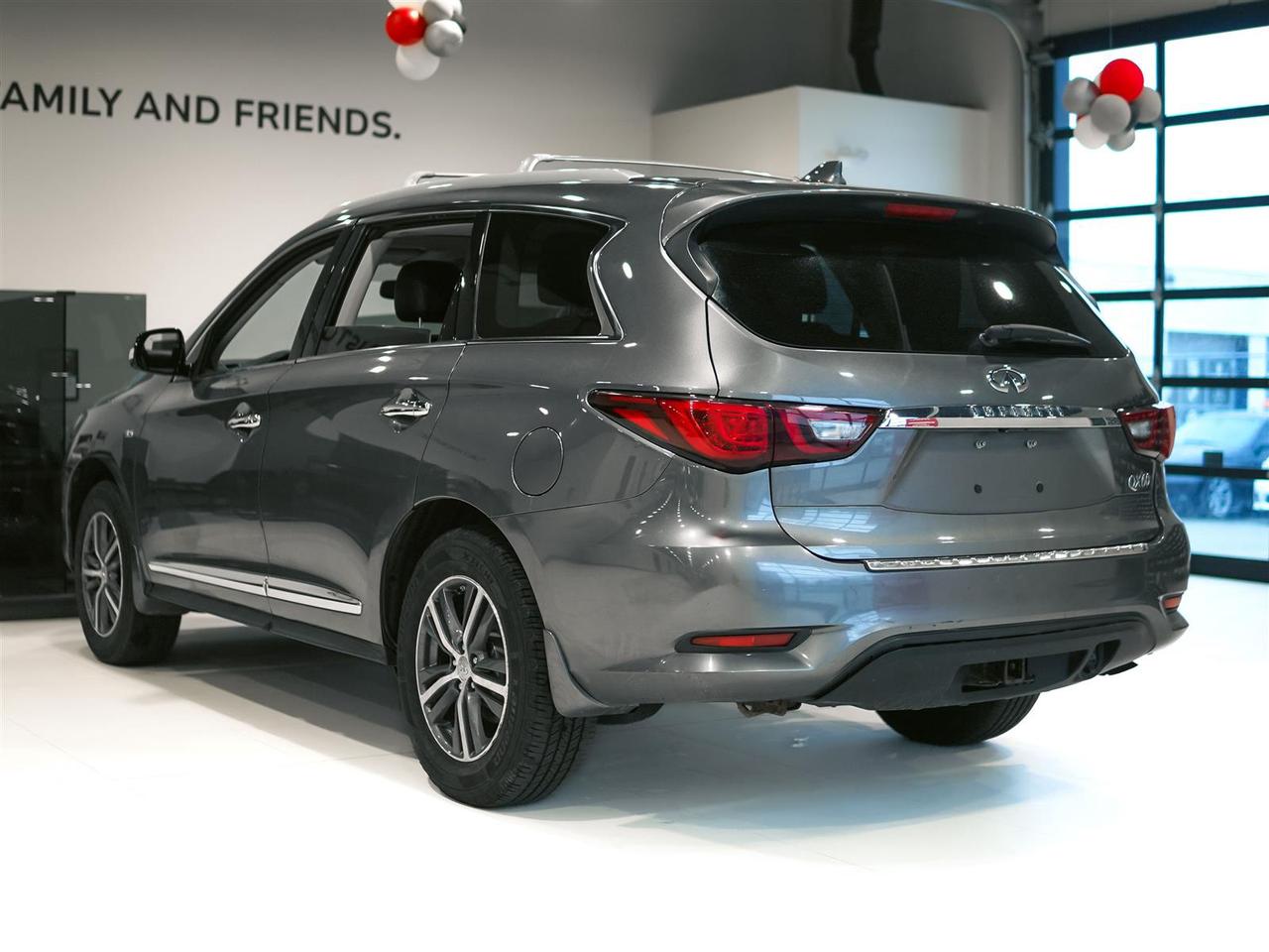 2018 Infiniti QX60 AWD | LTHR | ROOF | NO ACCIDENTS | 24 SERV REC Photo