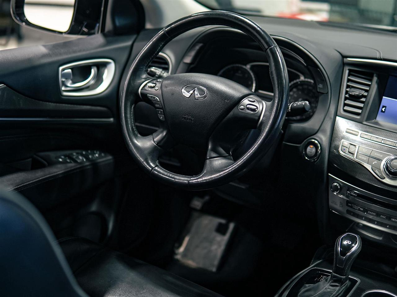 2018 Infiniti QX60 AWD | LTHR | ROOF | NO ACCIDENTS | 24 SERV REC Photo