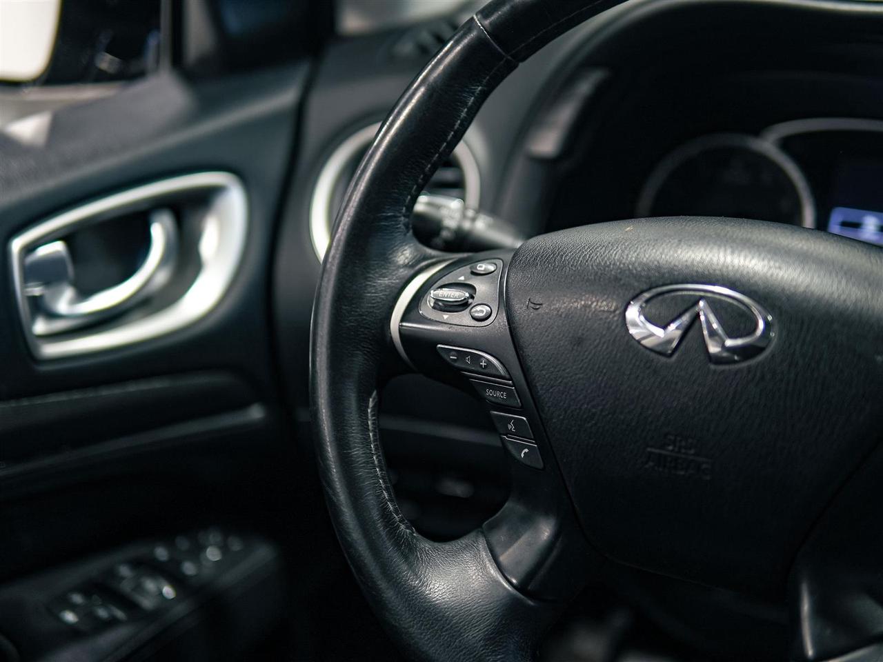 2018 Infiniti QX60 AWD | LTHR | ROOF | NO ACCIDENTS | 24 SERV REC Photo
