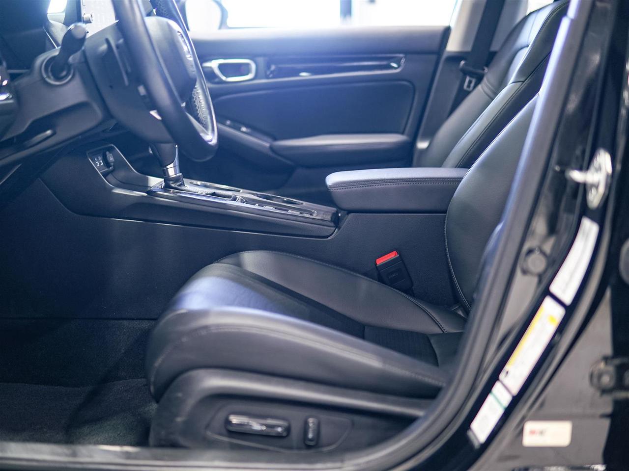 2022 Honda Civic TOURING | NO ACCIDENTS | LEATHER Photo