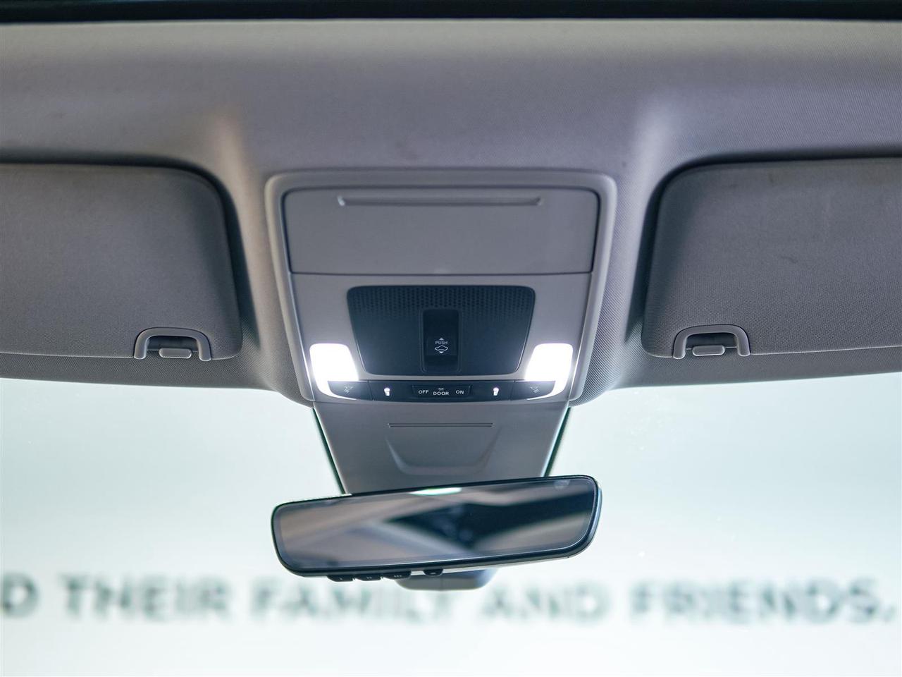 2022 Honda Civic TOURING | NO ACCIDENTS | LEATHER Photo