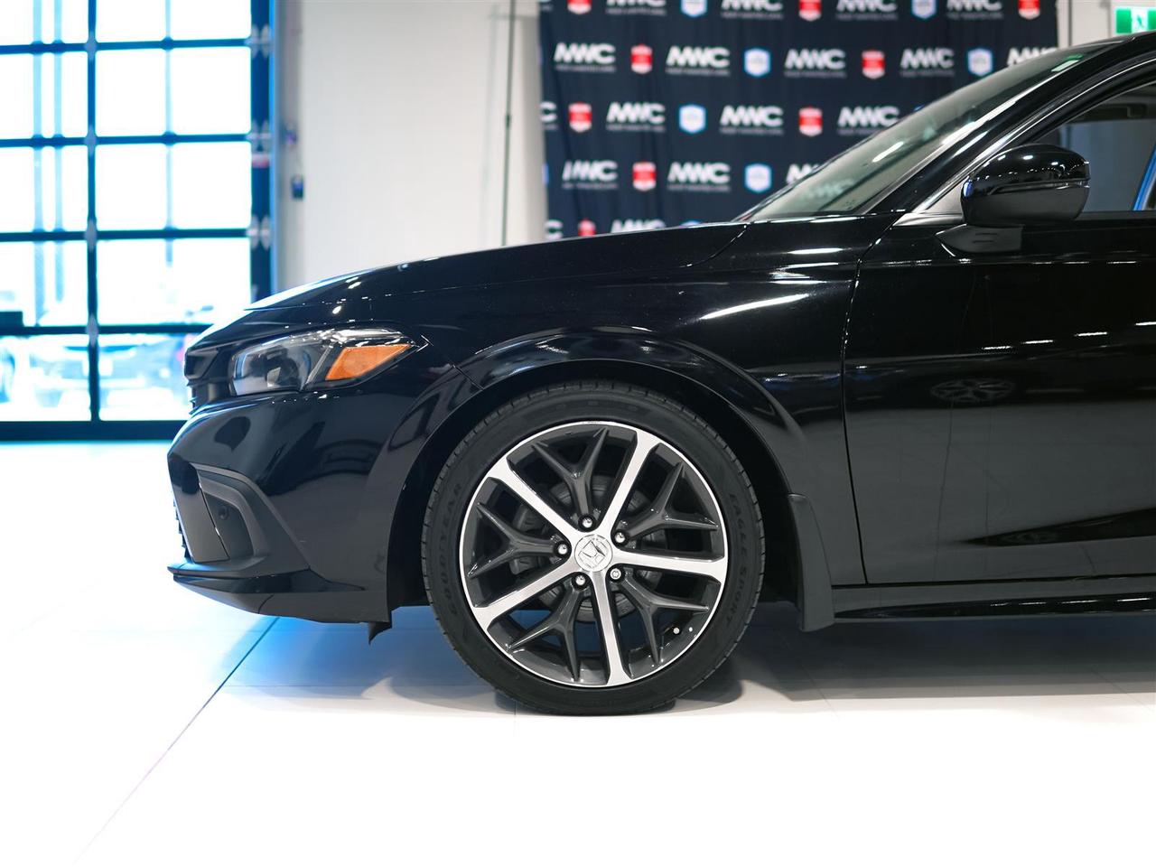 2022 Honda Civic TOURING | NO ACCIDENTS | LEATHER Photo