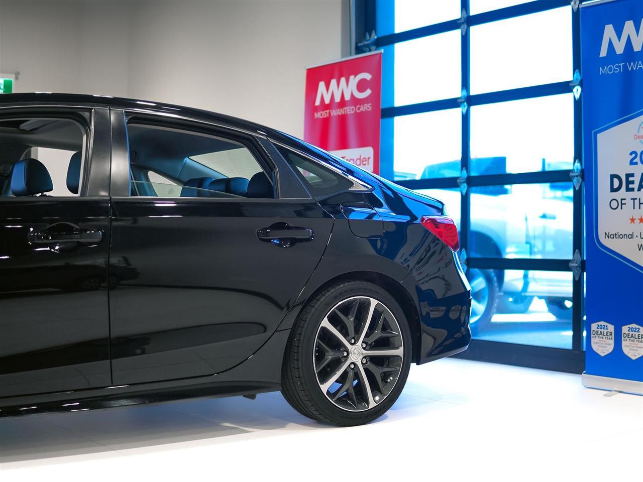 2022 Honda Civic TOURING | NO ACCIDENTS | LEATHER Photo