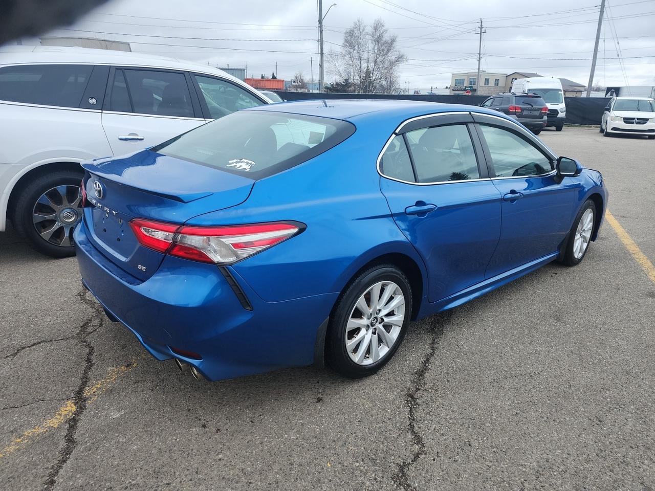 2019 Toyota Camry SE | NO ACCIDENTS | LEATHER | ALLOYS Photo
