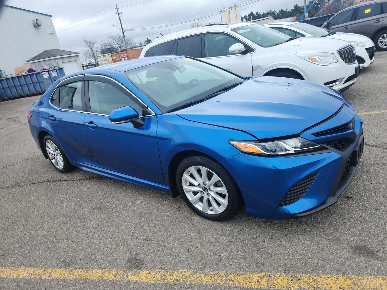 2019 Toyota Camry SE | NO ACCIDENTS | LEATHER | ALLOYS Photo