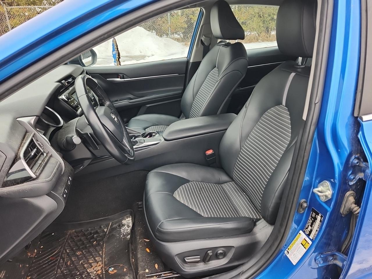 2019 Toyota Camry SE | NO ACCIDENTS | LEATHER | ALLOYS Photo