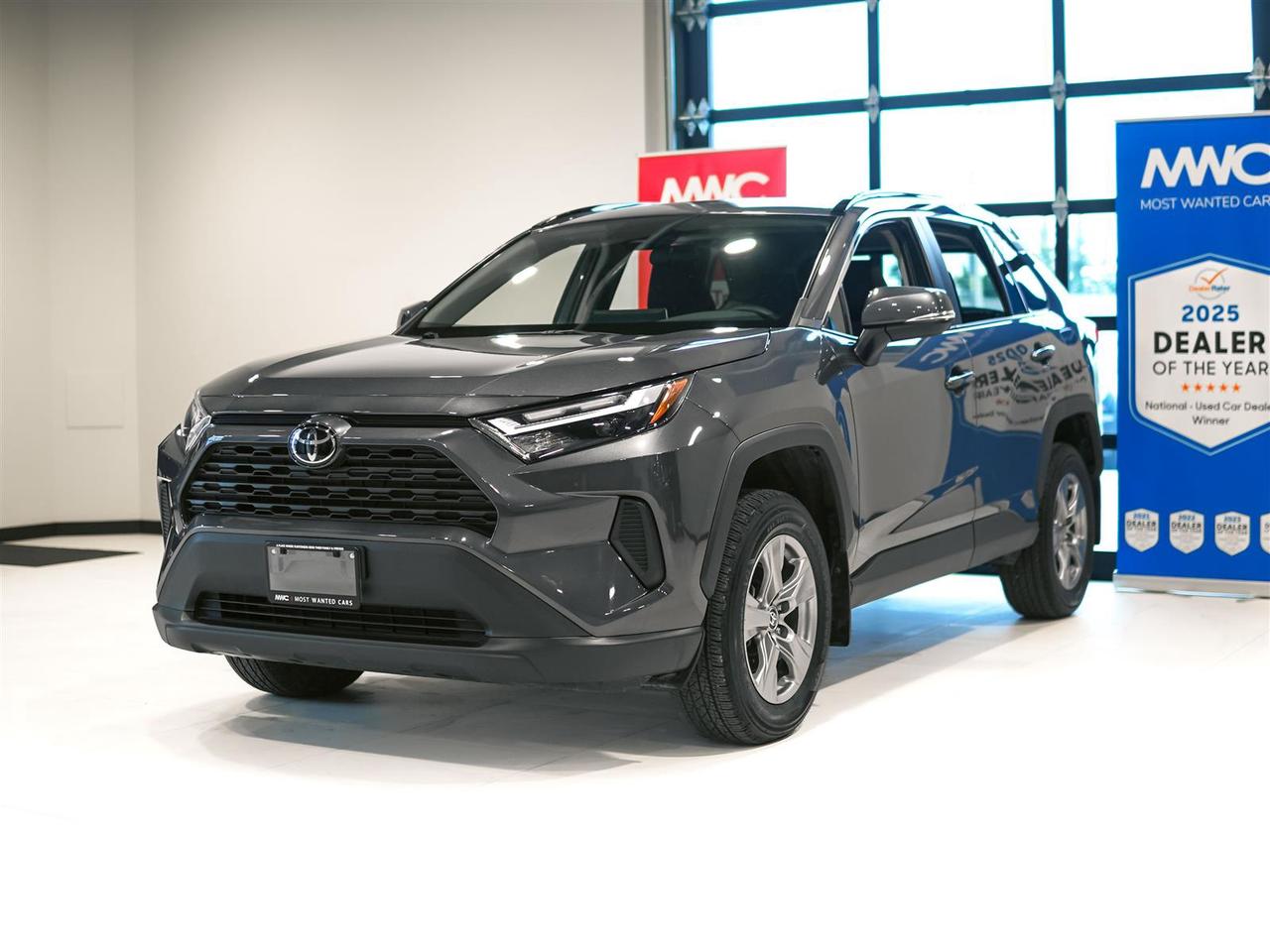 2024 Toyota RAV4 XLE AWD | NO ACCIDENTS | ONE OWNER Photo