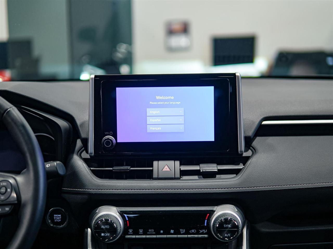 2024 Toyota RAV4 XLE AWD | NO ACCIDENTS | ONE OWNER Photo