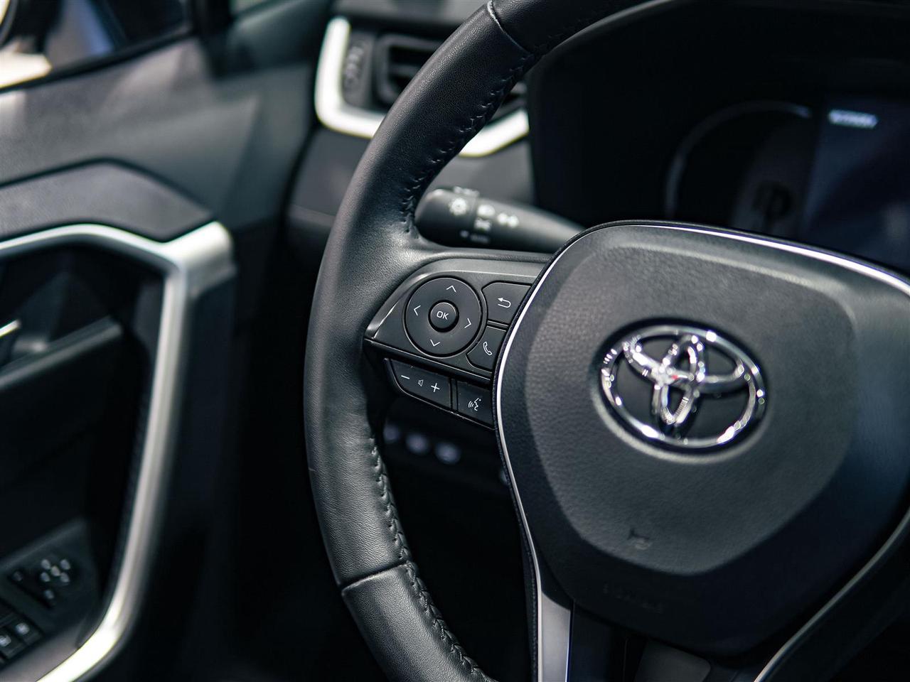 2024 Toyota RAV4 XLE AWD | NO ACCIDENTS | ONE OWNER Photo