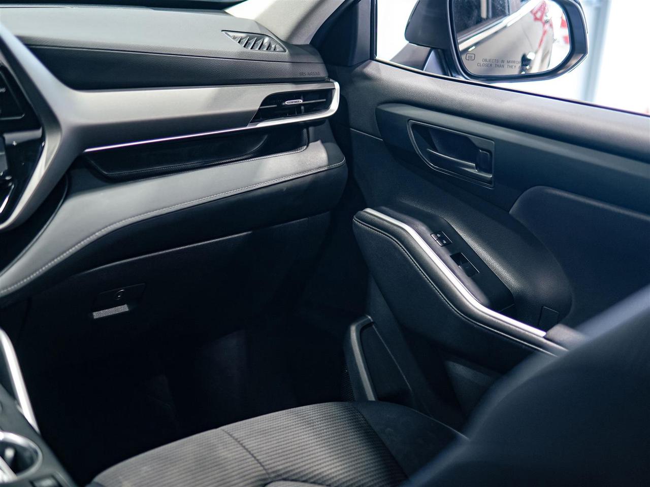 2023 Toyota Highlander LE AWD | NO ACCIDENTS | ONE OWNER Photo
