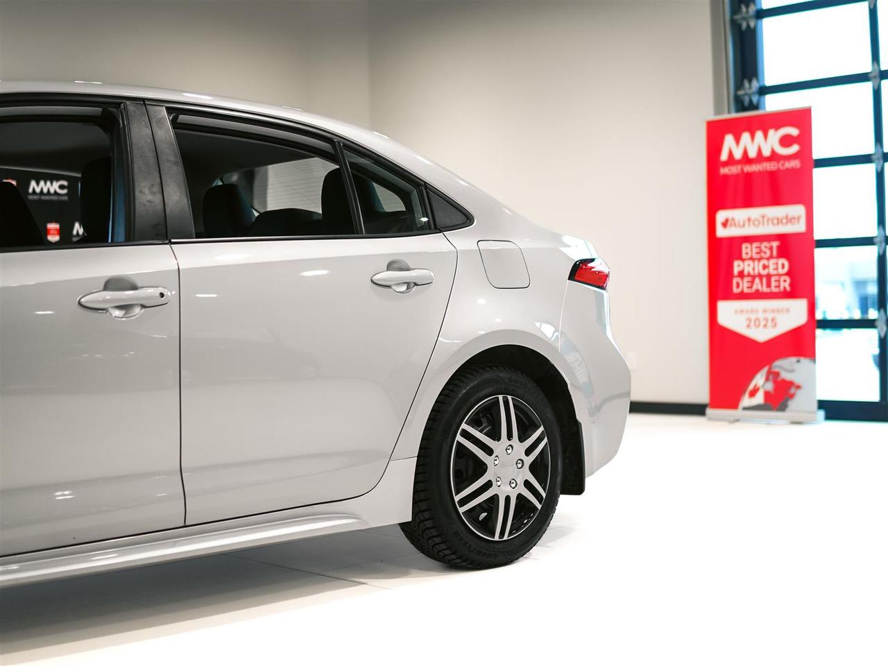 2021 Toyota Corolla LE | NO ACCIDENTS | ONE OWNER Photo
