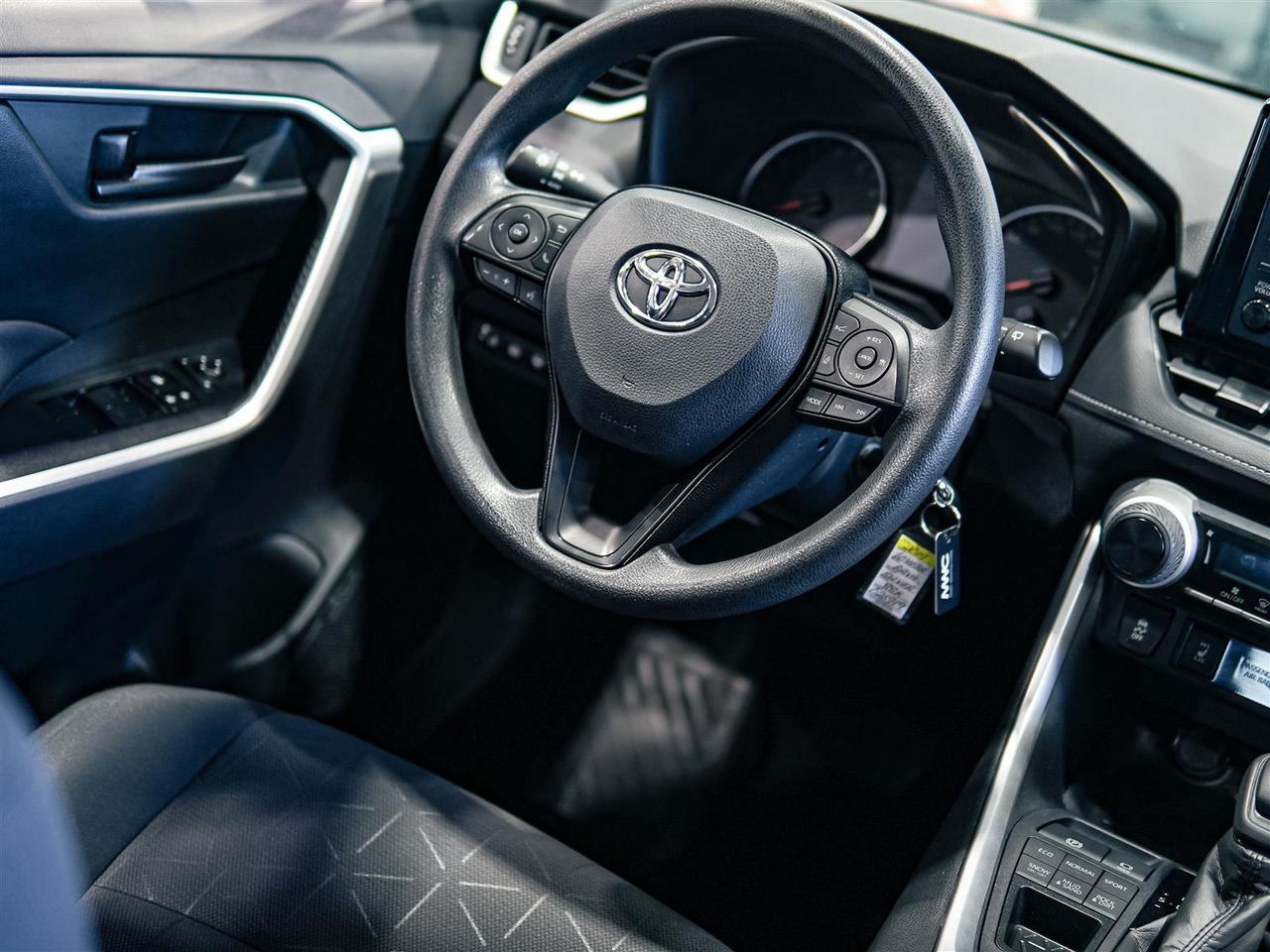 2019 Toyota RAV4 LE AWD | NO ACCIDENTS | APP CONNECT Photo