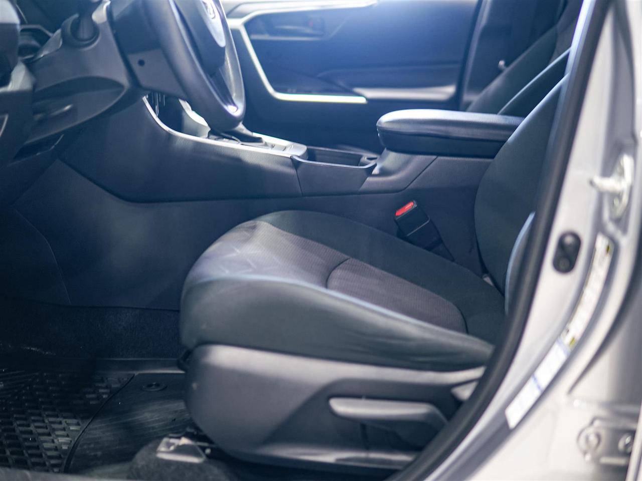 2019 Toyota RAV4 LE AWD | NO ACCIDENTS | APP CONNECT Photo