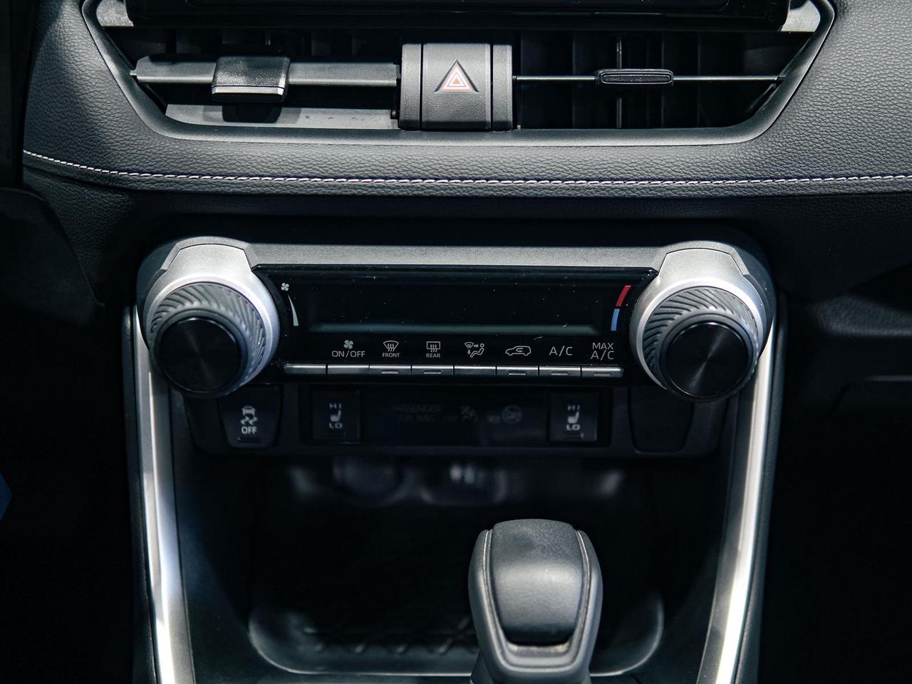 2019 Toyota RAV4 LE AWD | NO ACCIDENTS | APP CONNECT Photo