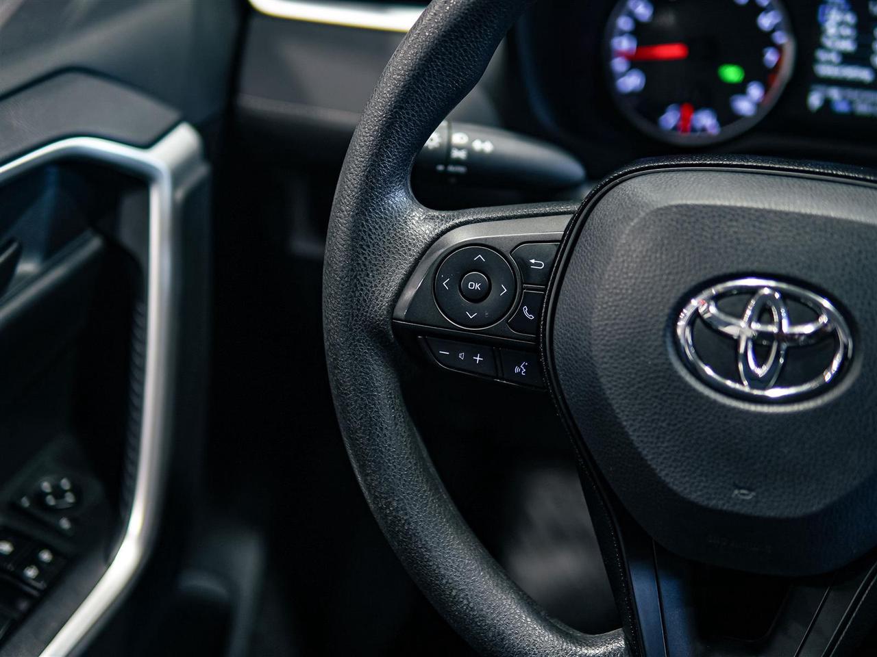2019 Toyota RAV4 LE AWD | NO ACCIDENTS | APP CONNECT Photo