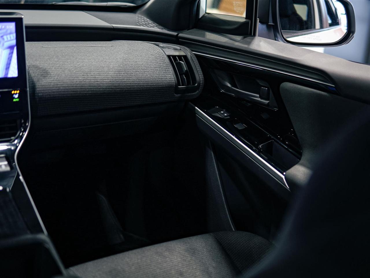 2024 Toyota bZ4X LE | NO ACCIDENTS | BLIND SPOT Photo