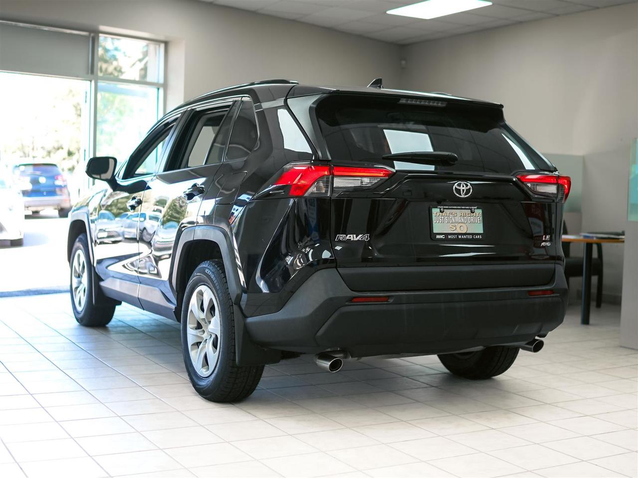 2021 Toyota RAV4 LE AWD | NO ACCIDENTS | APP CONNECT Photo