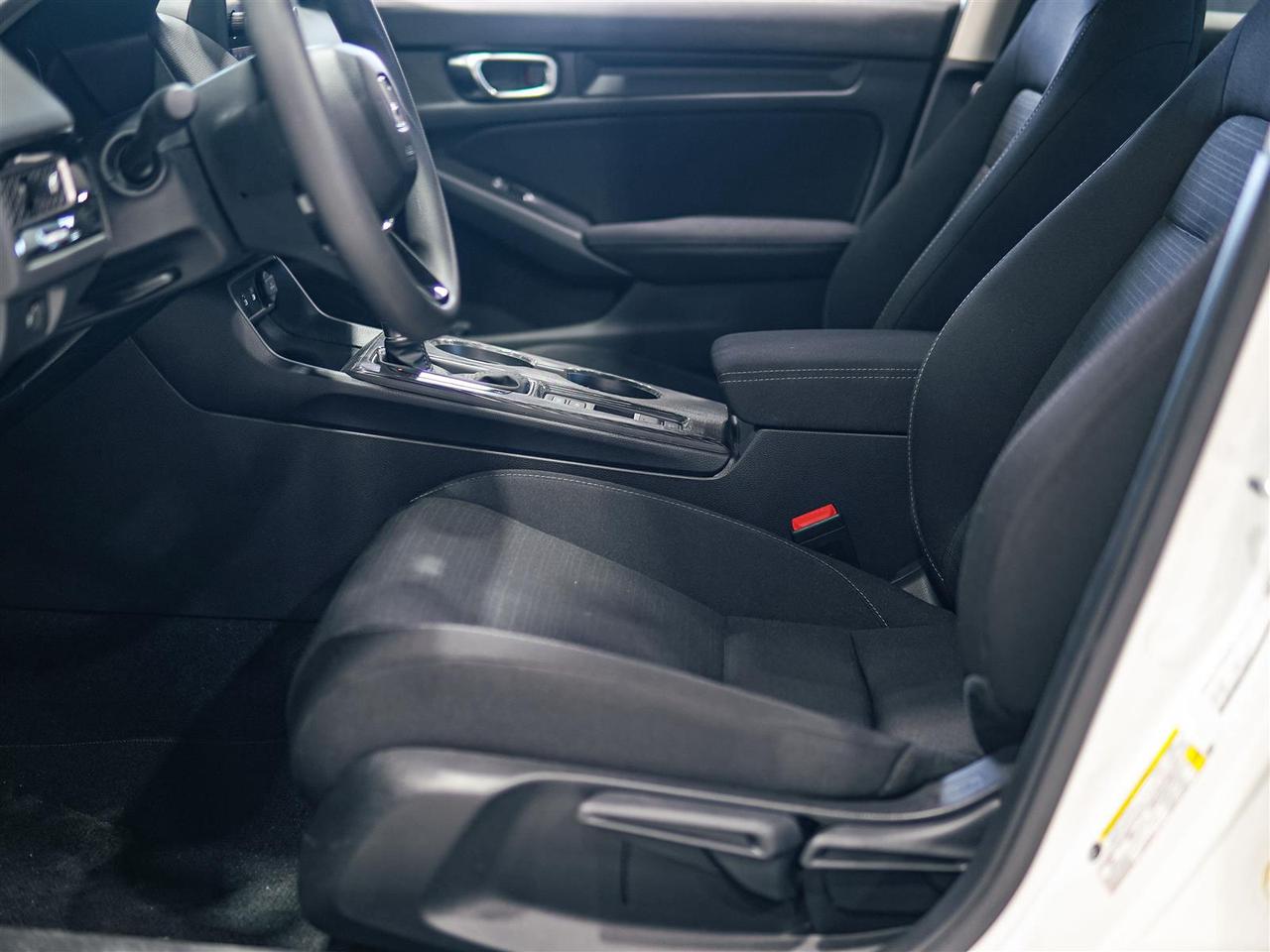 2025 Honda Civic LX | NO ACCIDENTS | ONE OWNER | ONLY 2584 KM Photo