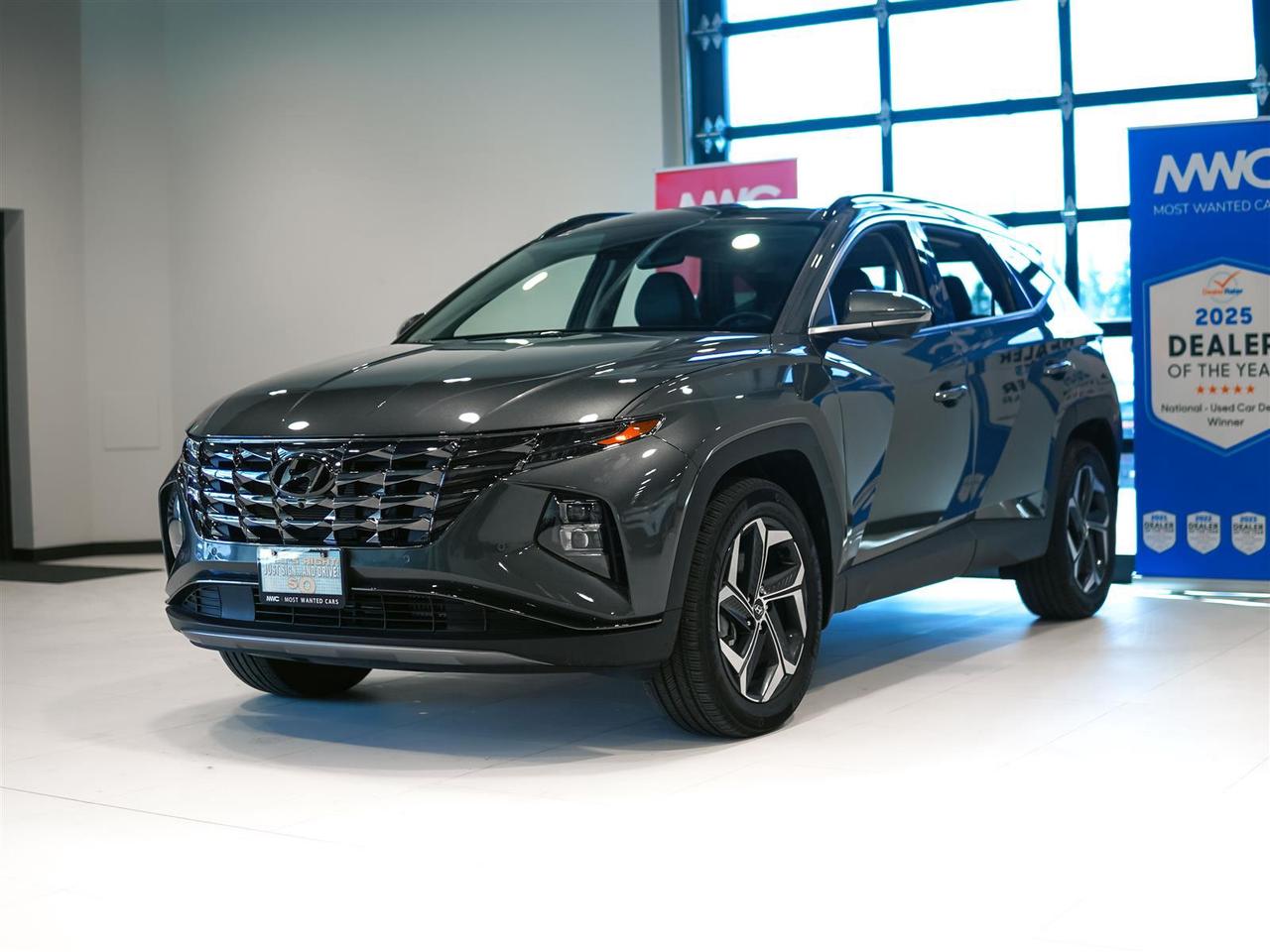2024 Hyundai Tucson Hybrid LUXURY | AWD | NO ACCIDENTS | ONE OWNER Photo3