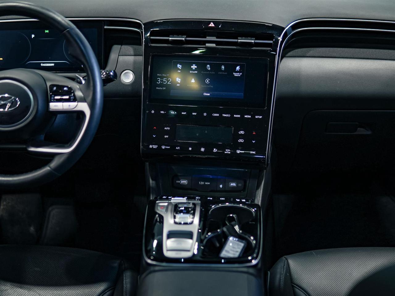 2024 Hyundai Tucson Hybrid LUXURY | AWD | NO ACCIDENTS | ONE OWNER Photo