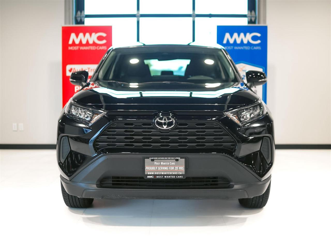 2022 Toyota RAV4 LE AWD | NO ACCIDENTS | TOYOTA SERVICED Photo